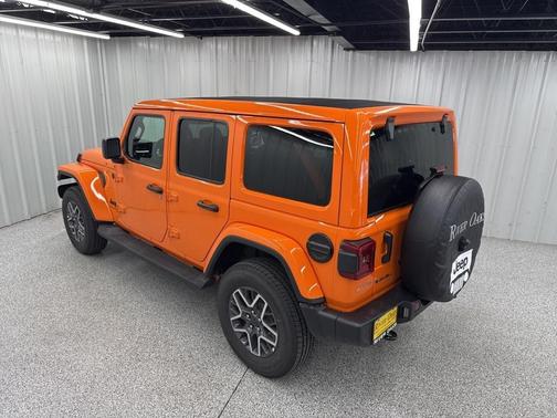 2025 Jeep Wrangler Sahara