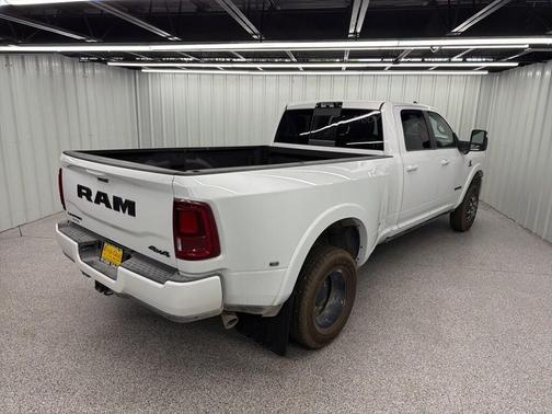 2025 RAM 3500 Limited