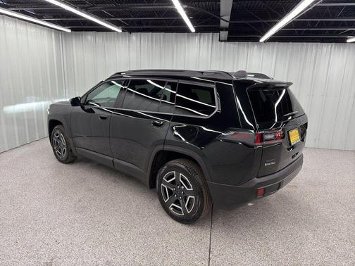 2026 Jeep Cherokee LAREDO/LIMITED