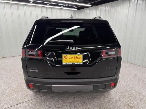 2026 Jeep Cherokee LAREDO/LIMITED