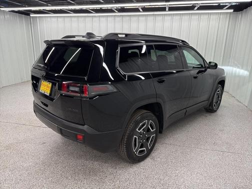 2026 Jeep Cherokee LAREDO/LIMITED