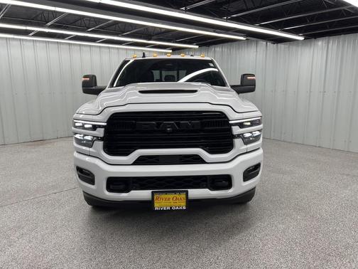 2025 RAM 3500 Laramie