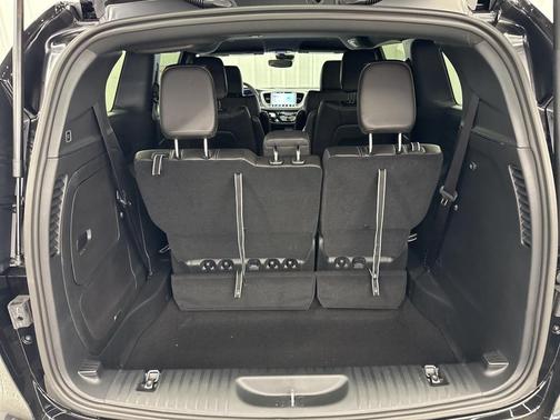 2025 Chrysler Pacifica Hybrid Select