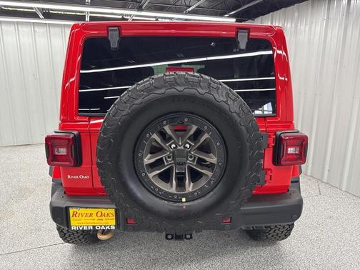 2025 Jeep Wrangler Rubicon 392