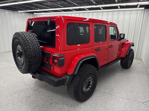 2025 Jeep Wrangler Rubicon 392