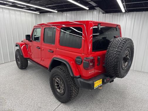 2025 Jeep Wrangler Rubicon 392