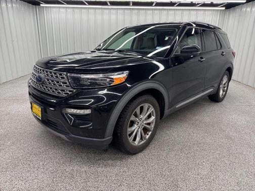 Black 2021 Ford Explorer Limited