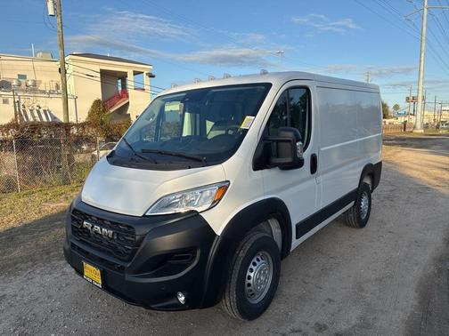 2026 RAM ProMaster 1500 Low Roof
