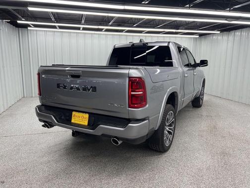 Billet Silver Metallic 2026 RAM 1500 Tungsten