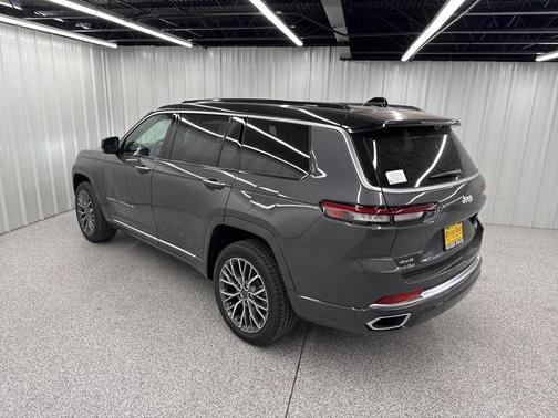 2025 Jeep Grand Cherokee L Summit