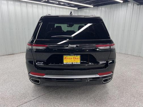 2024 Jeep Grand Cherokee Summit