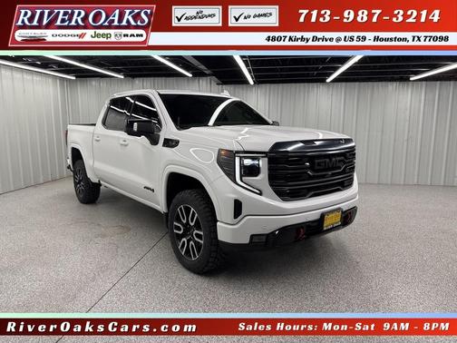 2024 GMC Sierra 1500 AT4