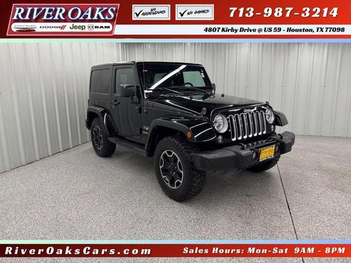 Black Clearcoat 2016 Jeep Wrangler Sahara