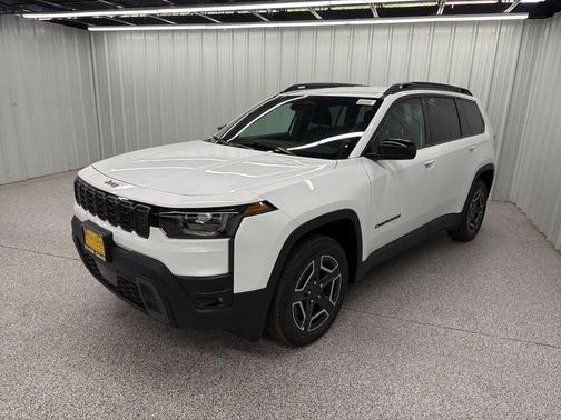 Bright White Clearcoat 2026 Jeep Cherokee LAREDO/LIMITED