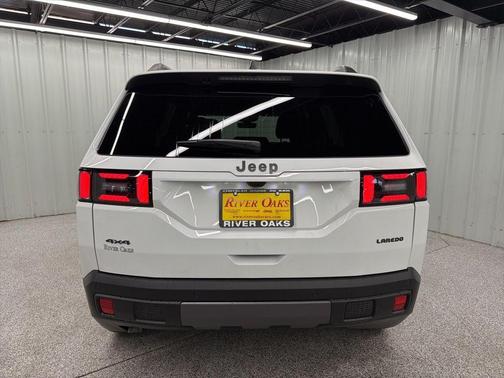 2026 Jeep Cherokee LAREDO/LIMITED