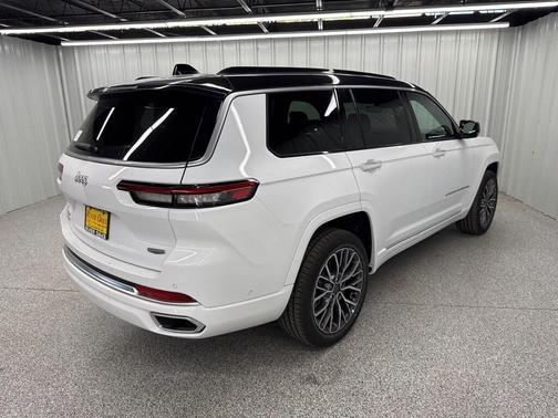 2025 Jeep Grand Cherokee L Summit