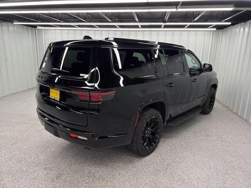 2025 Jeep Wagoneer Series II