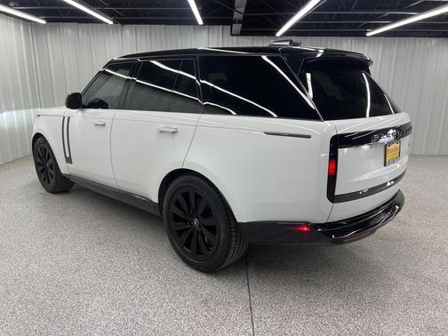 2023 Land Rover Range Rover P530 SE