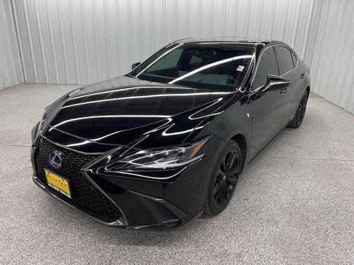 Obsidian Black 2022 Lexus ES 300h