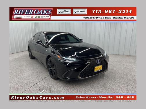 Obsidian Black 2022 Lexus ES 300h