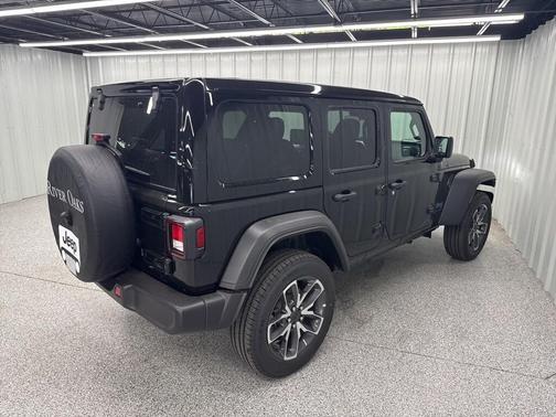 2025 Jeep Wrangler 4xe Sport