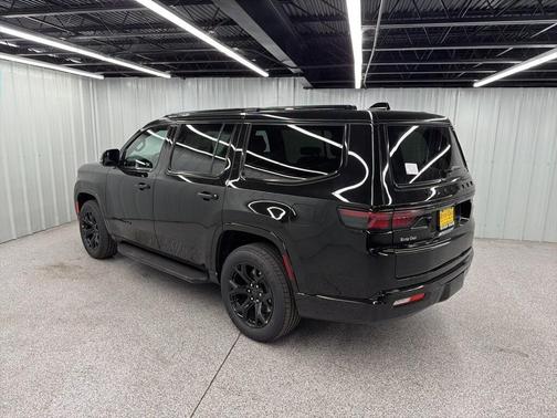 2025 Jeep Wagoneer Series II