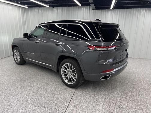 2024 Jeep Grand Cherokee Summit