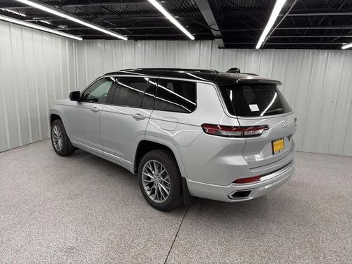 2025 Jeep Grand Cherokee L Summit