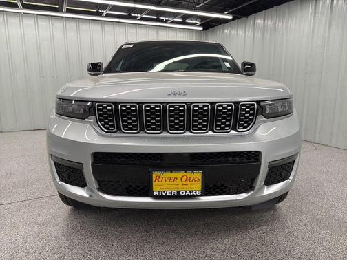 Silver 2025 Jeep Grand Cherokee L Summit