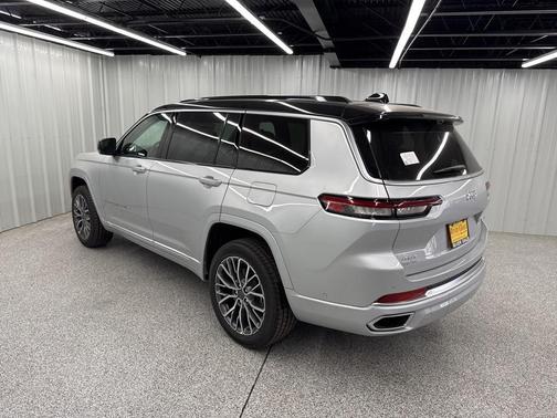 2025 Jeep Grand Cherokee L Summit