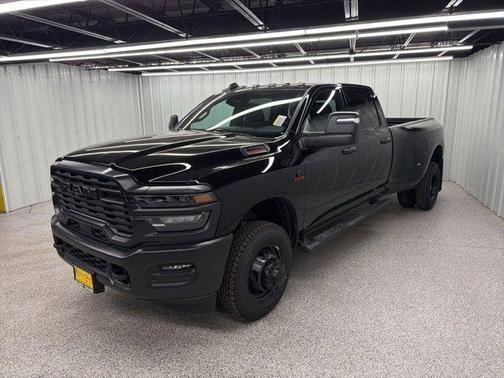 Diamond Black 2026 RAM 3500 Tradesman