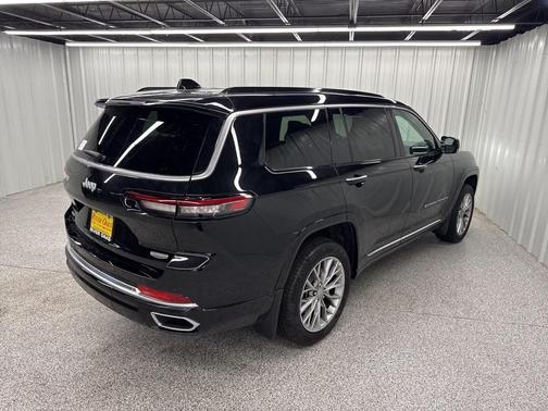 2025 Jeep Grand Cherokee L Summit