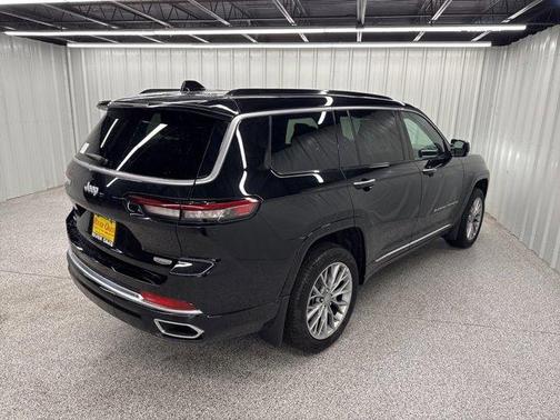 2025 Jeep Grand Cherokee L Summit
