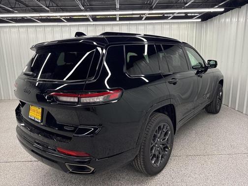 2025 Jeep Grand Cherokee L Summit