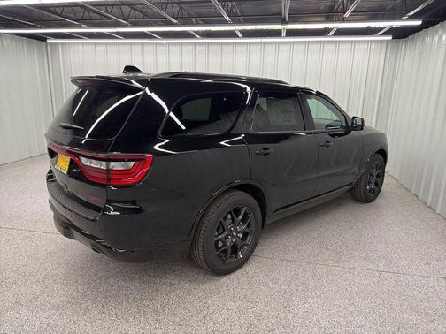Diamond Black 2026 Dodge Durango GT HEMI V8