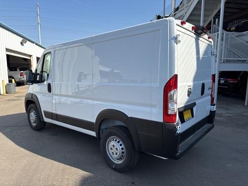 2025 RAM ProMaster 1500 Low Roof