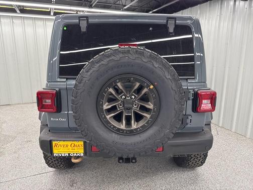 2025 Jeep Wrangler Rubicon 392