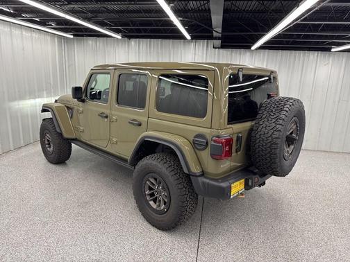 2025 Jeep Wrangler Rubicon 392