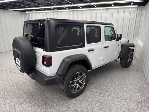 2025 Jeep Wrangler 4xe Sport