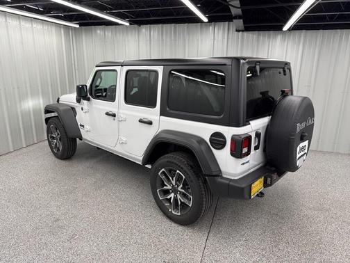 2025 Jeep Wrangler 4xe Sport