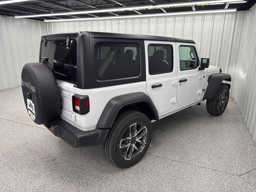 2025 Jeep Wrangler 4xe Sport