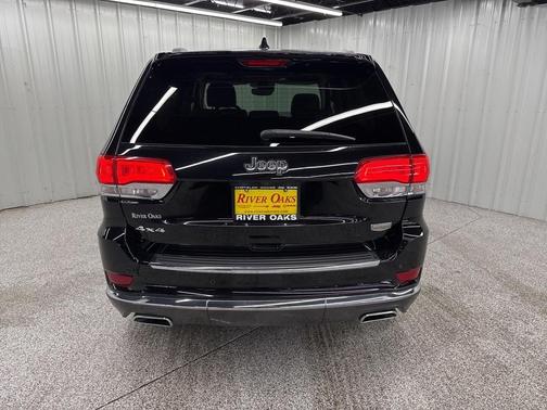 2021 Jeep Grand Cherokee Summit