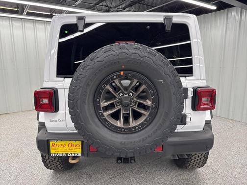 2025 Jeep Wrangler Rubicon 392