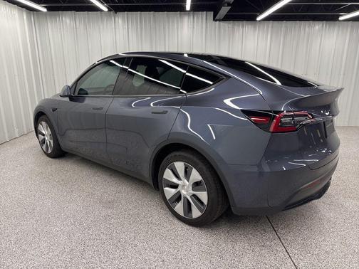 Gray 2023 Tesla Model Y Long Range
