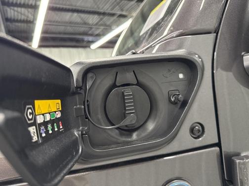 2025 Jeep Wrangler 4xe Sport