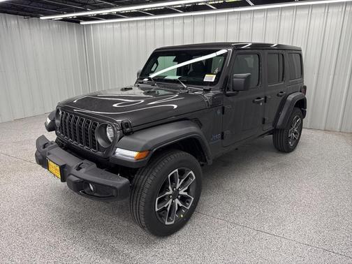 2025 Jeep Wrangler 4xe Sport