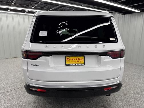 2025 Jeep Wagoneer L Series III