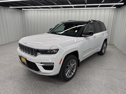 2025 Jeep Grand Cherokee Summit