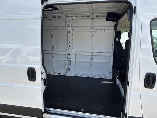2025 RAM ProMaster 2500 High Roof
