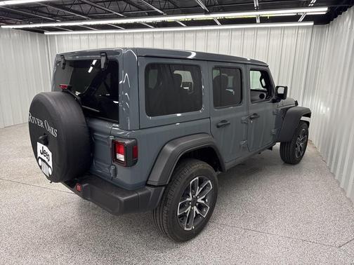 2025 Jeep Wrangler 4xe Sport